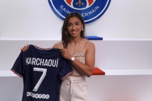 Sakina Karchaoui vermogen